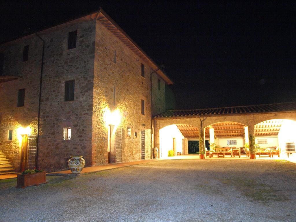 Podere Schioppello Casale Con Appartamenti Privati Cibottola Ruang foto