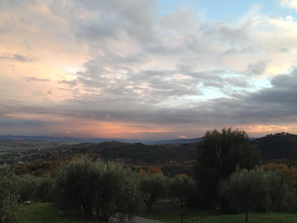 Podere Schioppello Casale Con Appartamenti Privati Cibottola Bagian luar foto