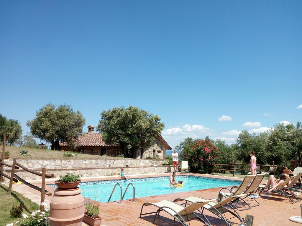 Podere Schioppello Casale Con Appartamenti Privati Cibottola Bagian luar foto
