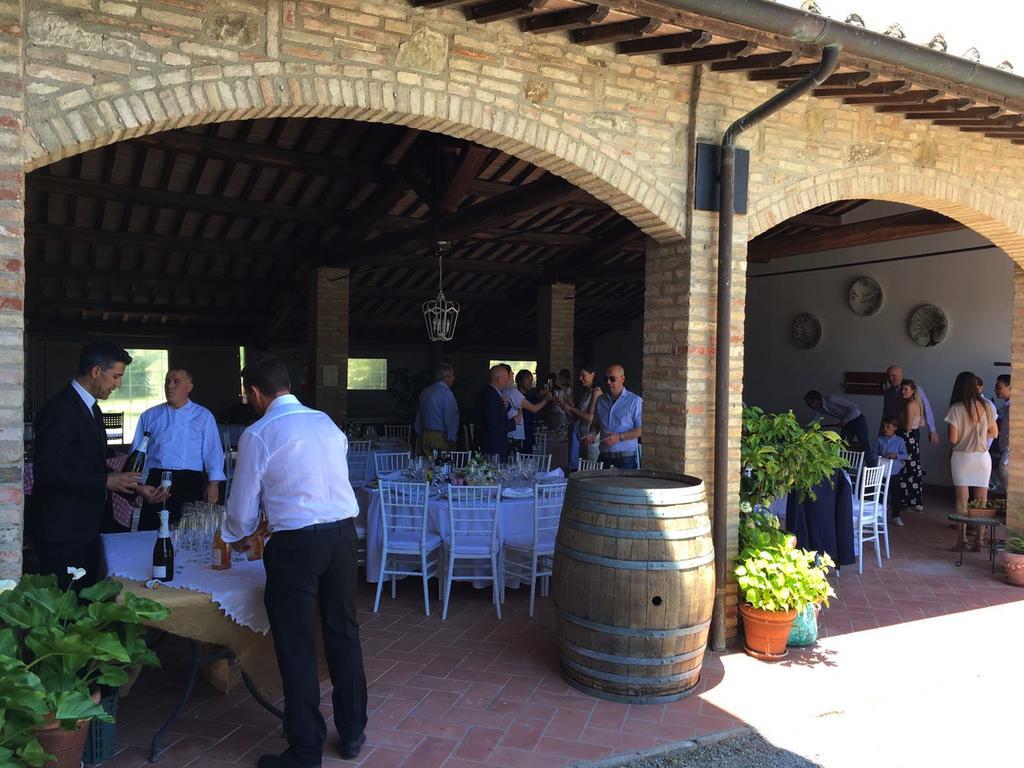 Podere Schioppello Casale Con Appartamenti Privati Cibottola Bagian luar foto