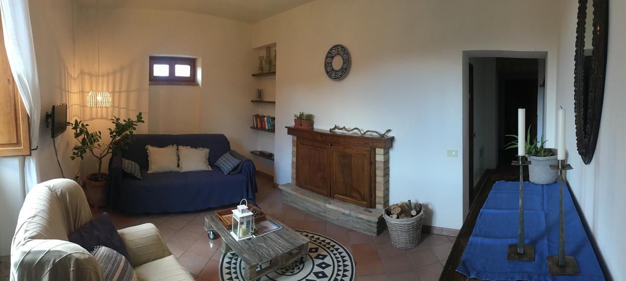 Podere Schioppello Casale Con Appartamenti Privati Cibottola Bagian luar foto