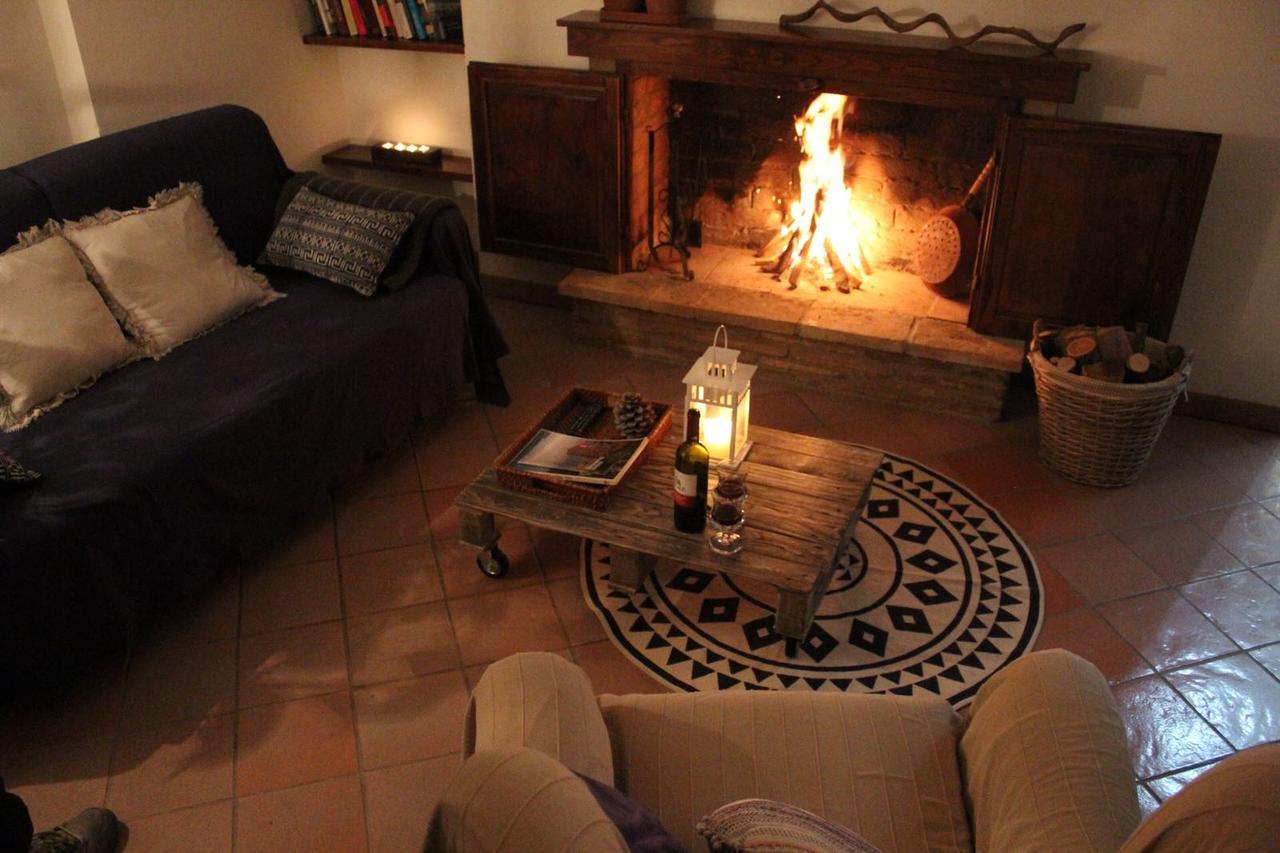 Podere Schioppello Casale Con Appartamenti Privati Cibottola Bagian luar foto