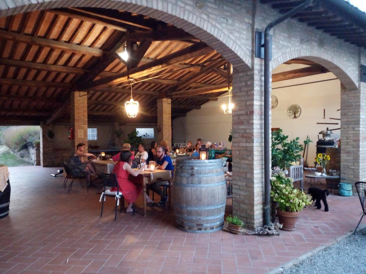 Podere Schioppello Casale Con Appartamenti Privati Cibottola Bagian luar foto